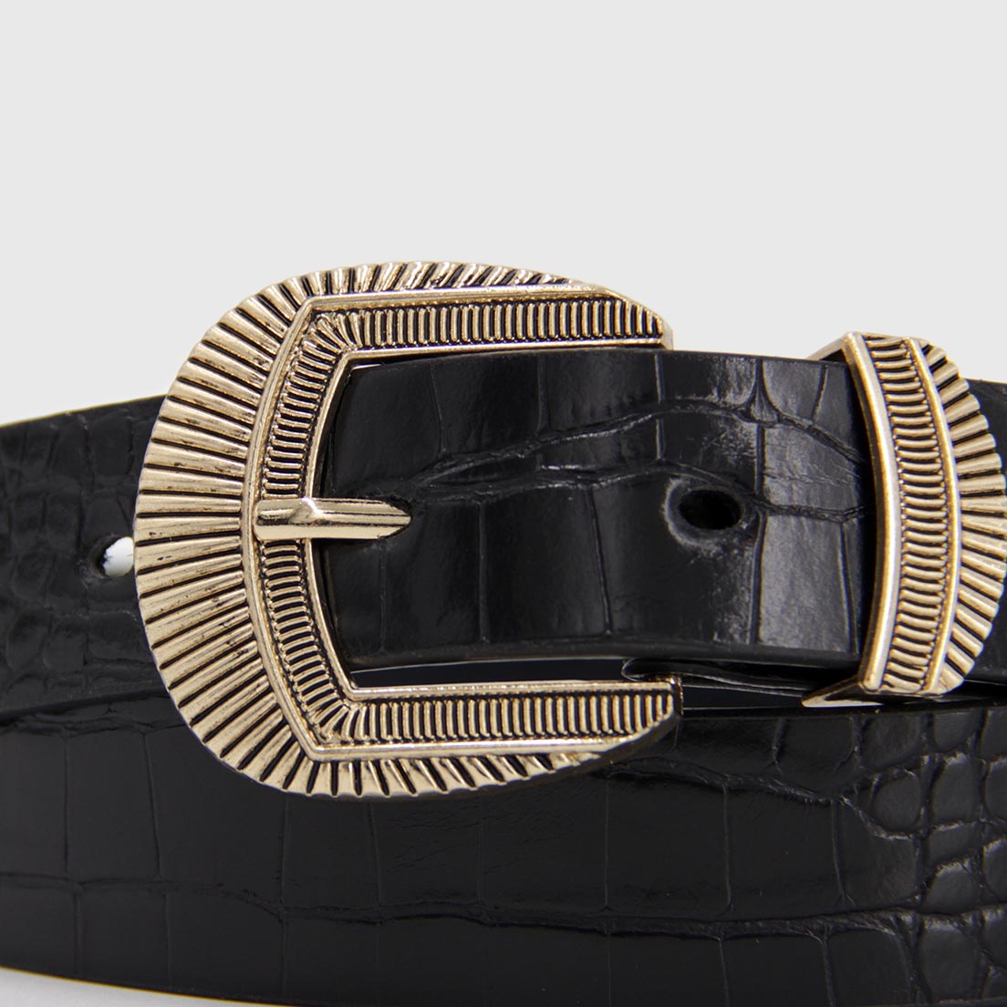 CINTURÓN BAS NEGRO DORADO