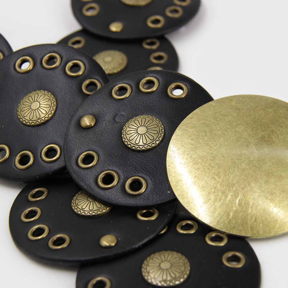 CINTURÓN BOHO DORADO NEGRO II