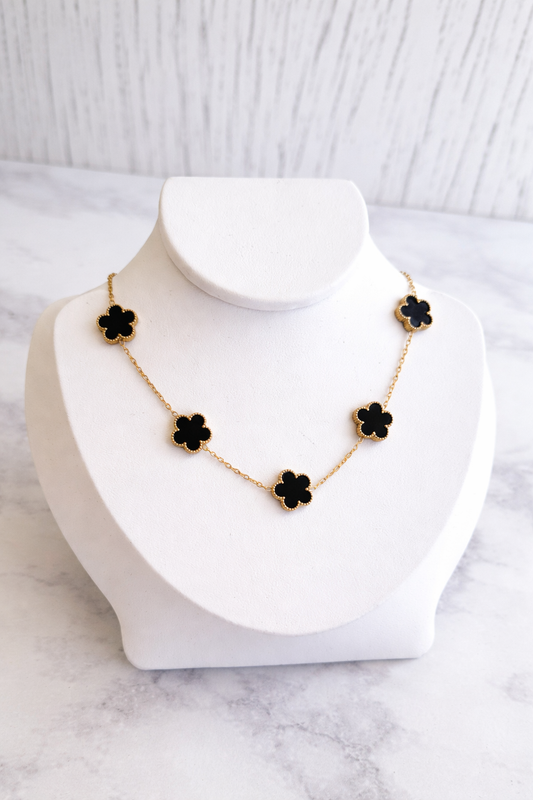 COLLAR 5 FLOR NEGRO