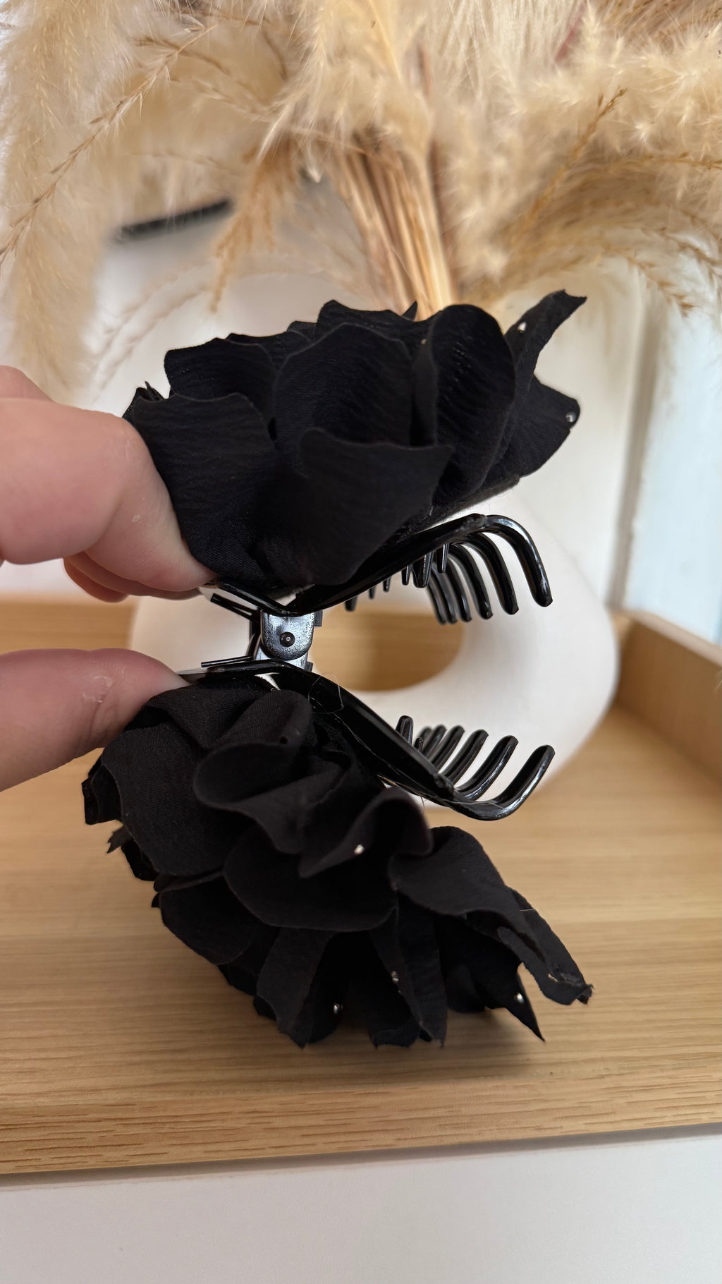 Pinche Flor Brillo Negro 12 cm
