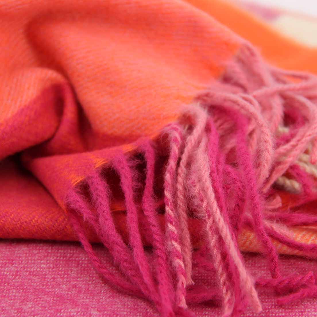 BUFANDA CASHMERE GG
