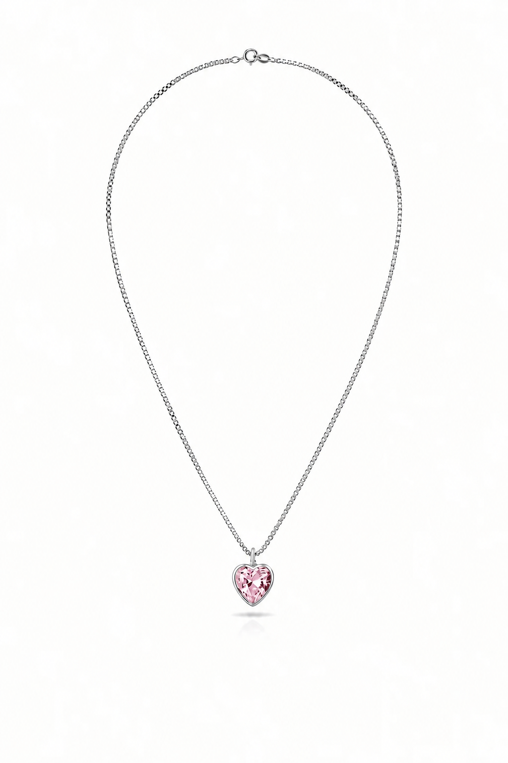 Cadena de plata con circón en forma de corazón rosado